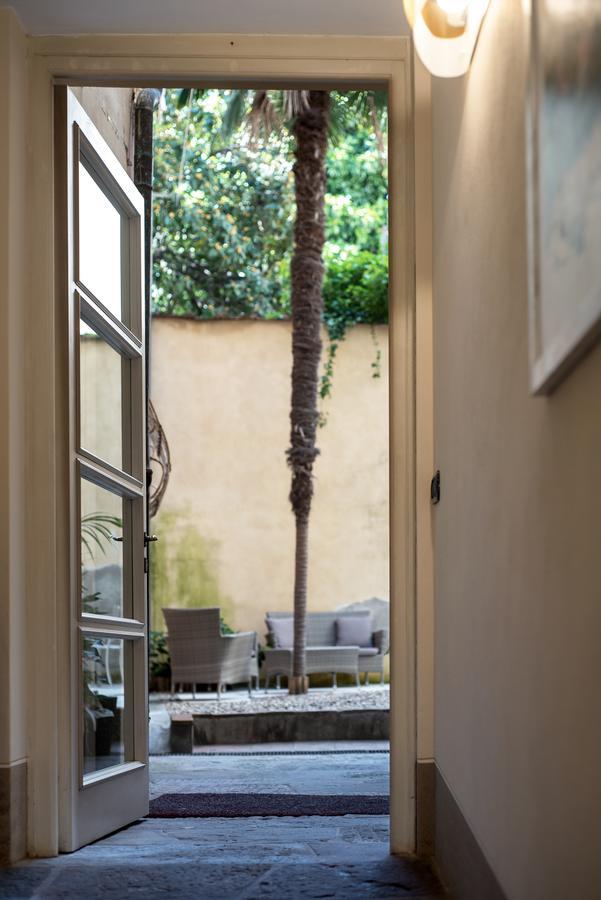 B&B Residenza Di Via Fontana Lucca Exterior photo